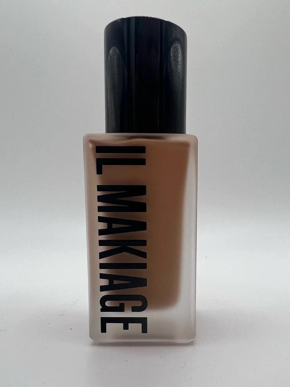IL MAKIAGE 135 Woke Up Like This‎ Flawless Base Liquid Foundation NEW